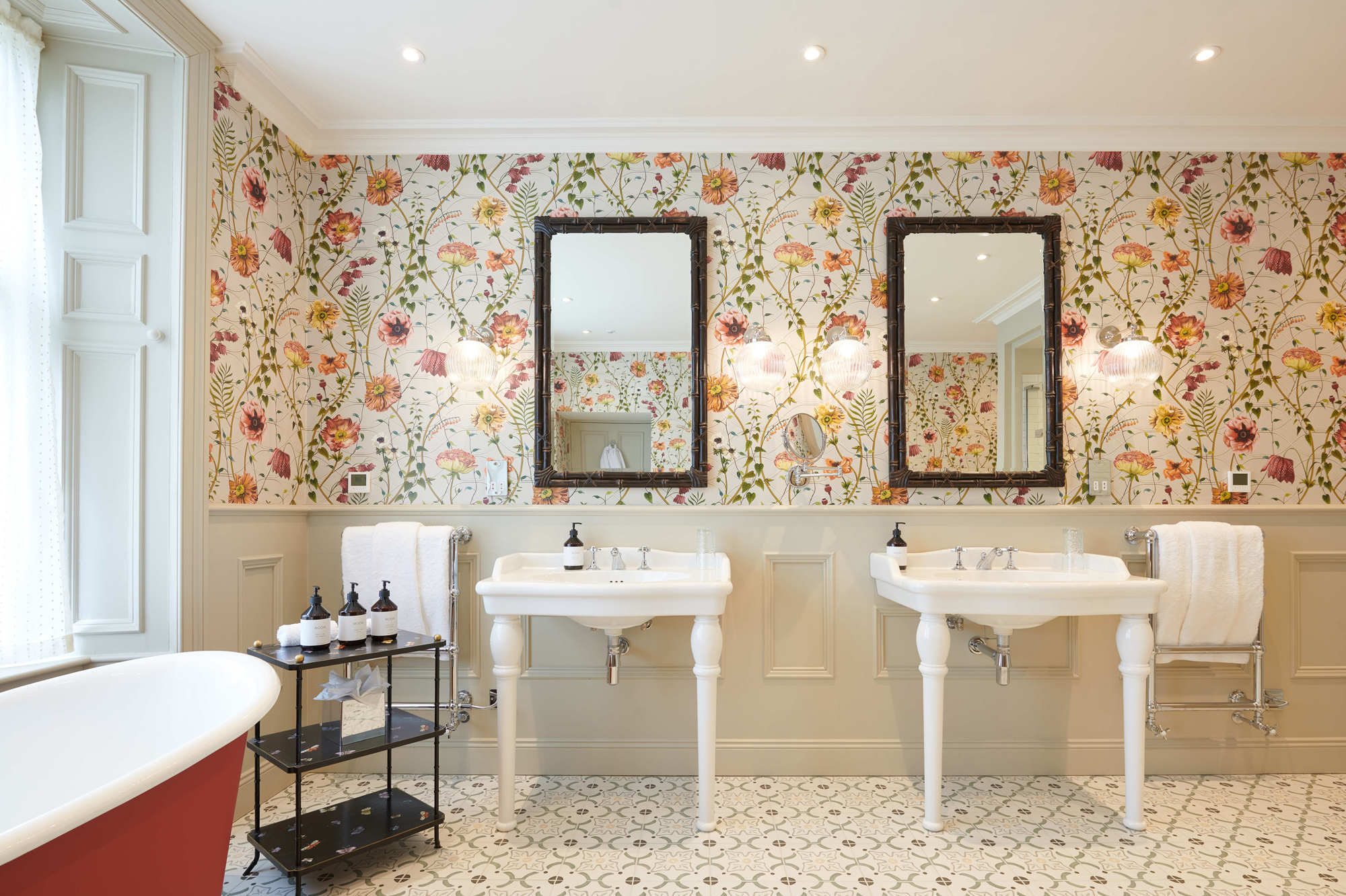 Allium Bathroom 04 00002 1 (1)