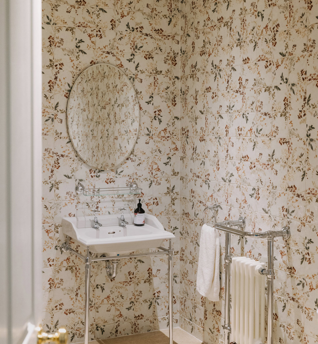 Rose Bathroom 2